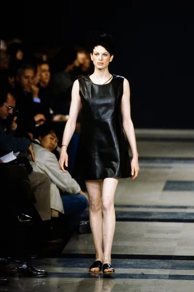 Look 11